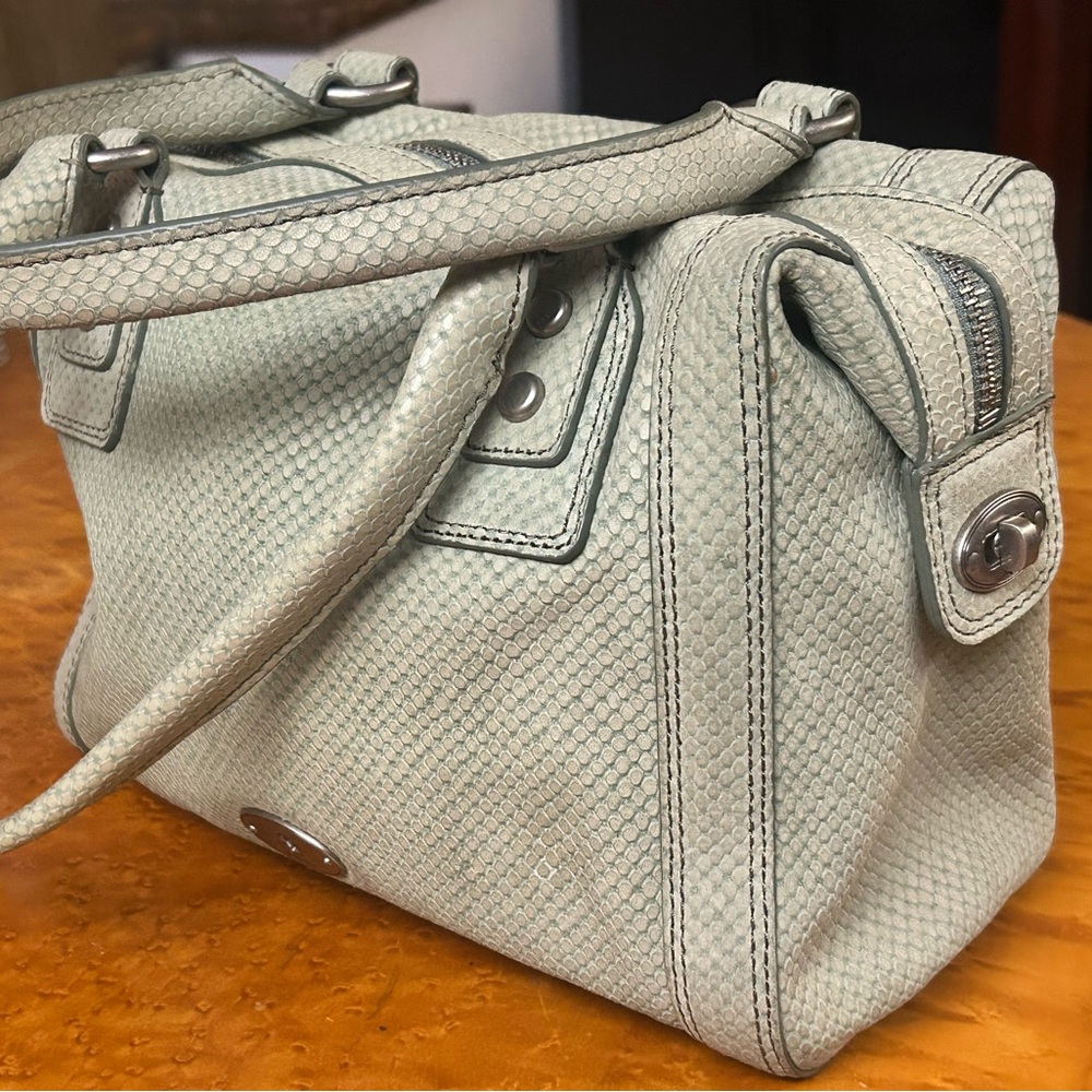 Elegant Fossil Leather Handbag